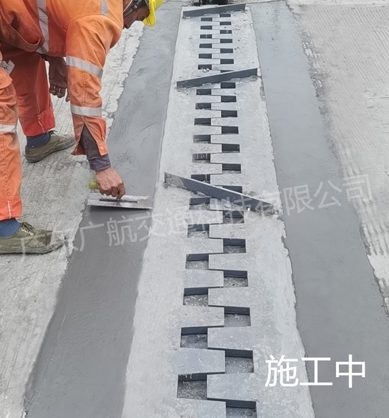 施工中1.jpg 施工中1.jpg